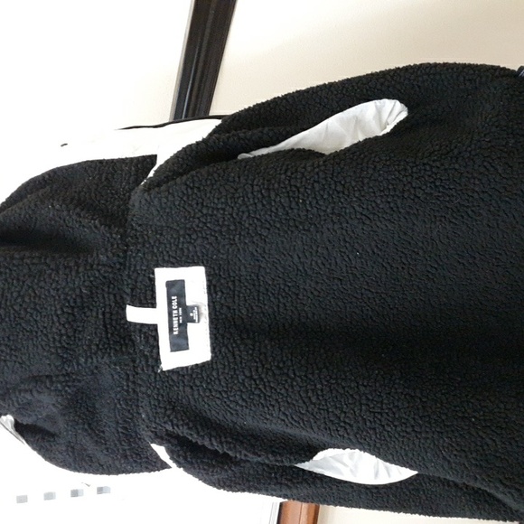 Kenneth Cole Puffer Jacket - Picture 4 of 9